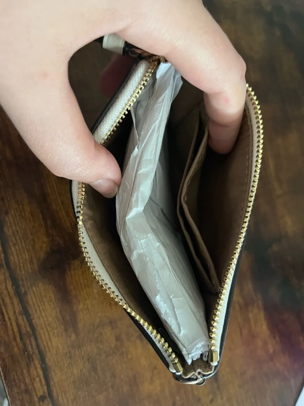 Coach White disco stars Wristlet - Picture 6 of 7